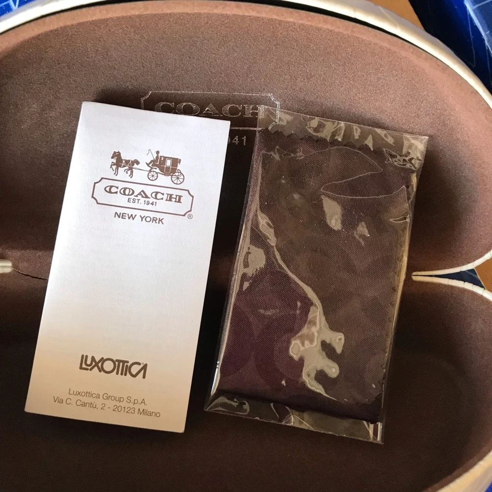 Coach sunglasses case